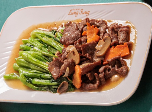 [A060] Carne con Hoja de Mostaza